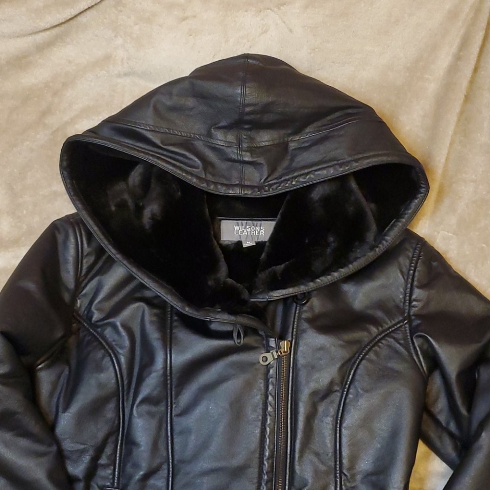 100% Winter Leather Coat